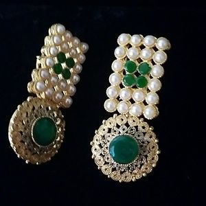 Gold plated Emerald green and pearls earrings